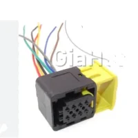 CONECTOR 8VIAS FEMEA C/ RABICHO