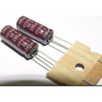 CAPACITOR ELETROLITICO 390UFX35V (20x9mm)