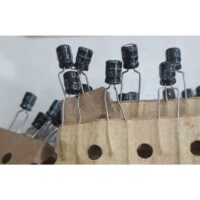 CAPACITOR ELETROLITICO 1,5UFX50V MINI